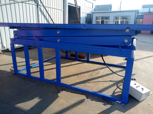 液壓升降平臺(tái) 液壓升降平臺(tái)