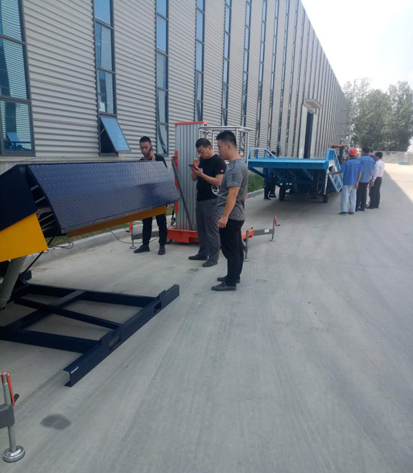 液壓登車橋 液壓登車橋