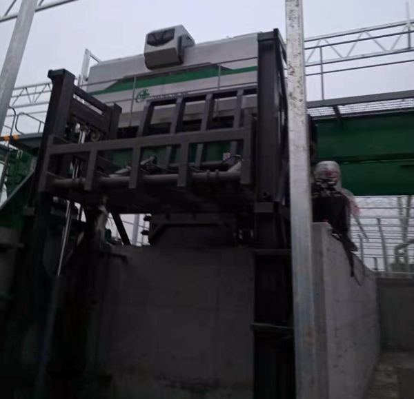 導軌式液壓升降平臺 導軌式液壓升降平臺