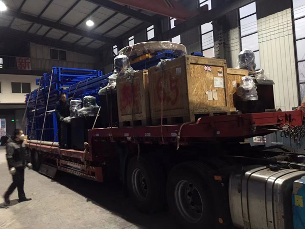 液壓升降機(jī) 液壓升降機(jī)